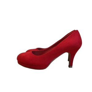 City Classified Comfort Red Suede Platform Heels Size 5